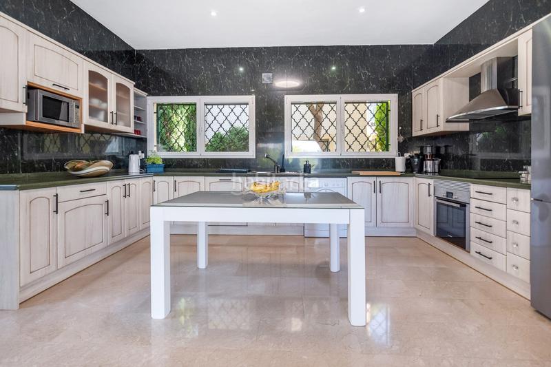 Foto 4565df3d-29d6-466a-b7b8-aaa24c710362. Xalet amb calefacció aparcament piscina a Altea hills Altea