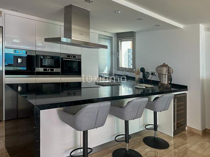 Foto 94bbfb92-e682-4382-9a0f-8282bf006fa3. Chalet avec chauffage piscine dans Altea hills Altea