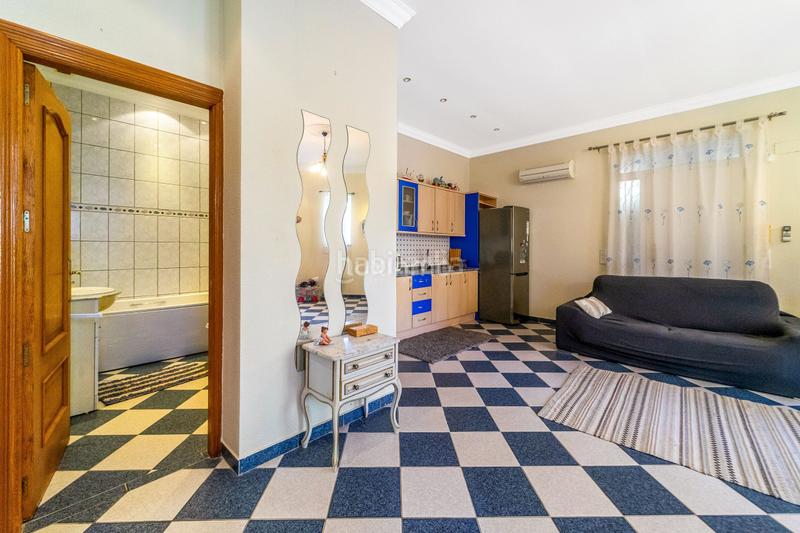 Foto 93b2d56c-de8d-4fda-a34c-e13c9ddaa7c5. Xalet amb calefacció aparcament piscina a Pueblo Acantilado-Lanuza Campello (el)