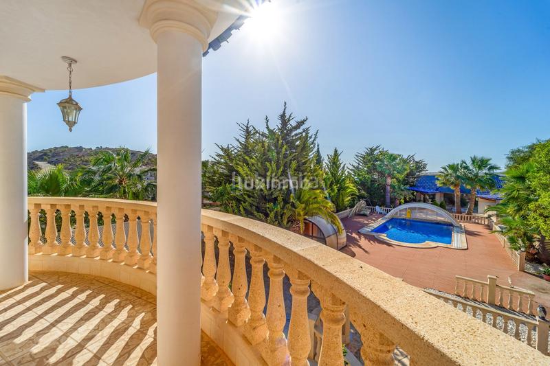 Foto cc81065a-807a-42c6-be18-66e543165426. Xalet amb calefacció aparcament piscina a Pueblo Acantilado-Lanuza Campello (el)