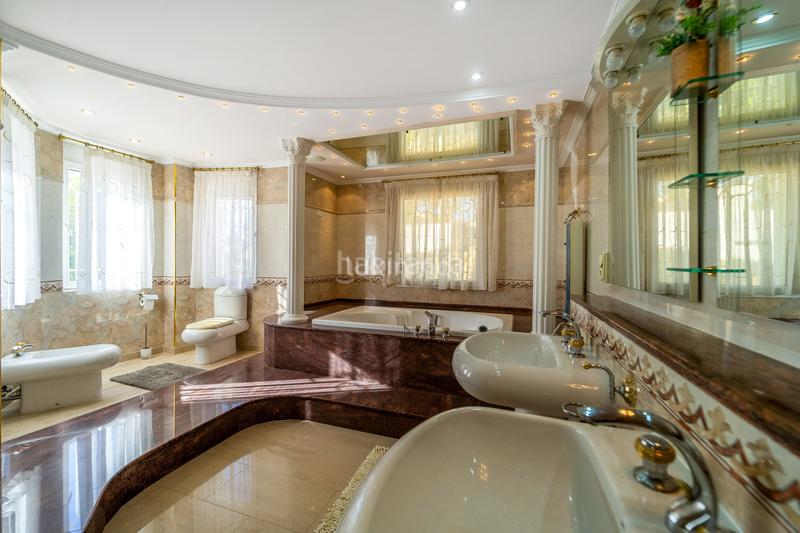 Foto ee873721-5f96-4e87-96ec-9bdd596db000. Xalet amb calefacció aparcament piscina a Pueblo Acantilado-Lanuza Campello (el)