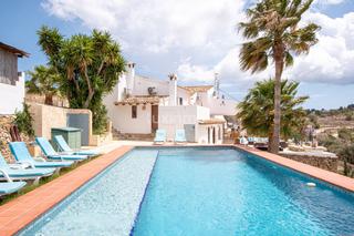 Xalet a Benissa Pueblo. Finca rústica con impresionantes vistas en venta en pedramala