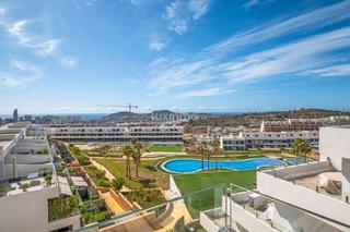 Ático en Balcón de Finestrat-Terra Marina. Impresionante ático moderno con licencia turística y vistas al m