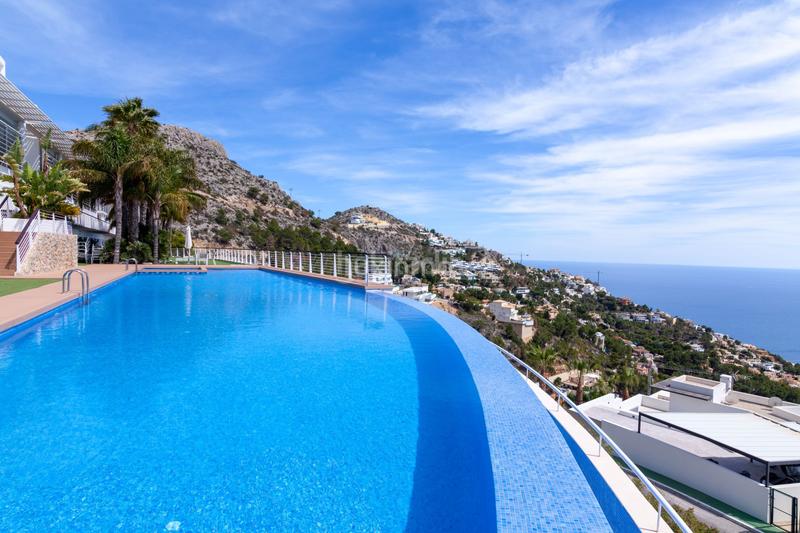 Foto f8b8fef3-0409-49c0-8833-f43917c37e00. Appartamento con riscaldamento piscina in Altea hills Altea