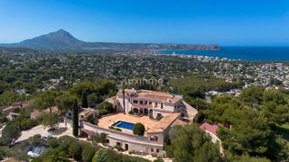 Xalet a La Granadella - Costa Nova. Villa colonial de 7 dormitorios en jávea con vistas al mar y a l