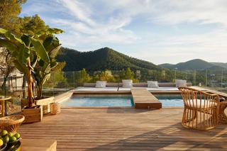 Xalet a Santa Eulària des Riu. Impresionante chalet de 5 dormitorios en cala longa