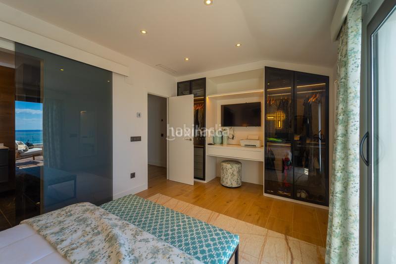 Foto 8f8523b0-c734-486e-9522-0b6d39b9fe1c. Ático moderno ático en primera línea de playa en campomanes en Altea