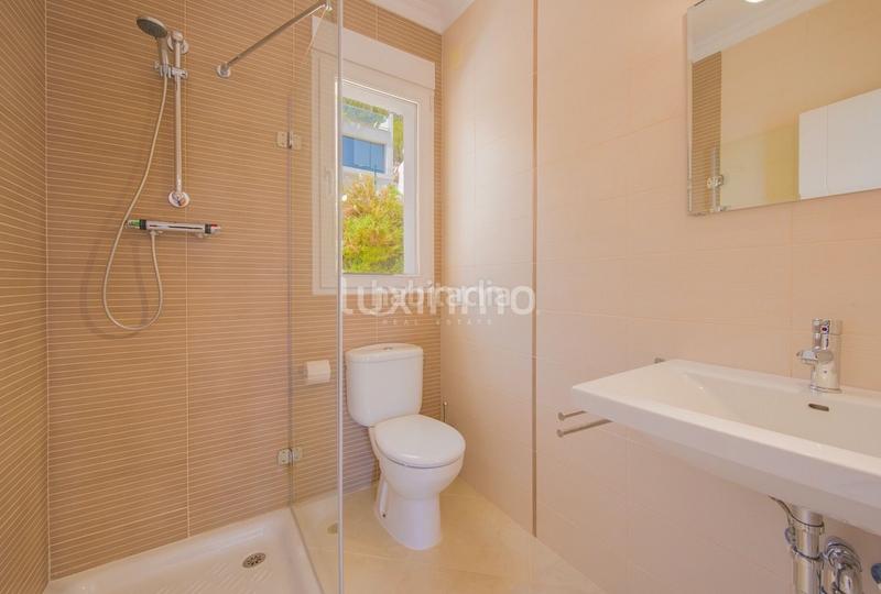 Foto 1e70b79e-0df9-41a2-92cc-dc54debcac26. Chalet with heating parking pool in Oltamar - Cucarres Calp