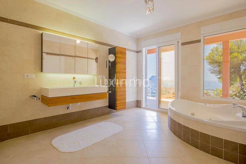 Foto 4b7a61dd-4edf-437f-802b-c1dcf6c784b2. Chalet with heating parking pool in Oltamar - Cucarres Calp