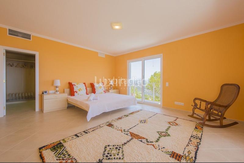 Foto c67cfe65-5b68-4ab7-8d12-06573dc49d15. Chalet with heating parking pool in Oltamar - Cucarres Calp