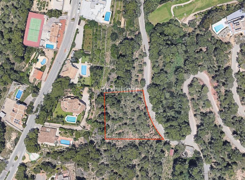 Foto 8b045ac7-de29-43e8-b0c9-2f1ee938d354. Terreno residencial preciosa parcela en venta junto a don cayo en Altea