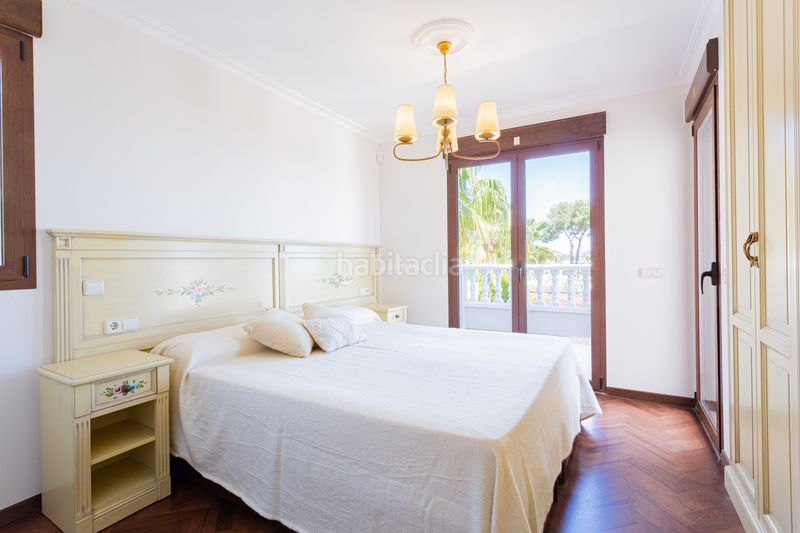 Foto d60d9166-991e-439d-bfc6-d7d5e583ef86. Xalet amb calefacció aparcament piscina a La Fustera Benissa