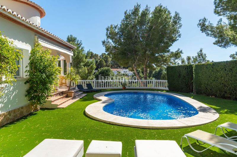 Foto c8f1a4b4-c693-4e30-85cf-887cc0764857. Xalet amb calefacció aparcament piscina a Altea la vella Altea