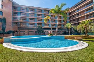 Penthouse in L´Albir. Precioso ático central en venta en albir