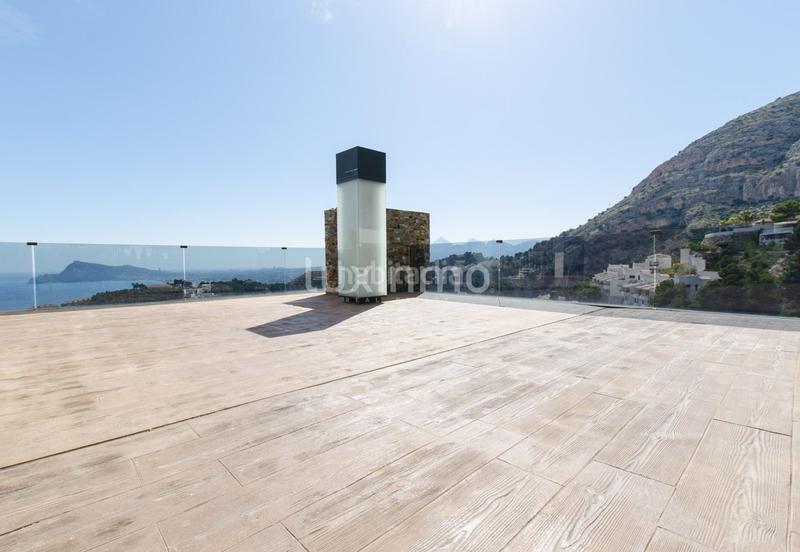 Foto 0aad8e3e-b4bf-45c1-ad14-dbc620e0f8eb. Chalet avec chauffage parking piscine dans Altea hills Altea