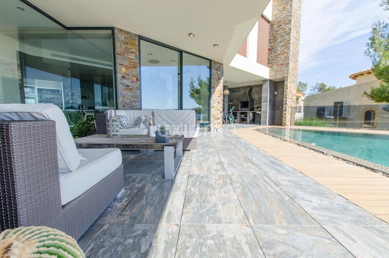 Foto 2aed1e4a-eb55-4a69-a157-df2501d54f03. Chalet with heating parking pool in Altea hills Altea