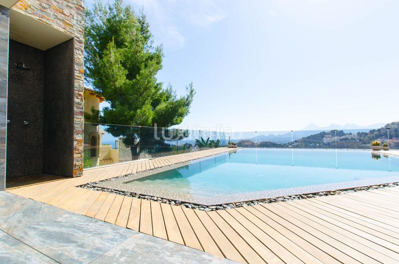 Foto 713ad34d-1c95-49e4-a807-325e300a5370. Chalet with heating parking pool in Altea hills Altea