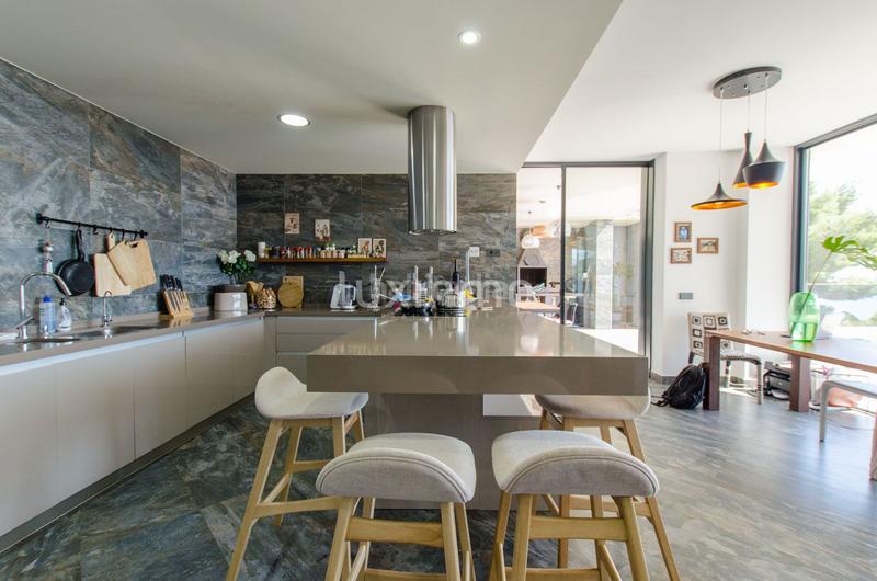 Foto 908dc799-18a6-4c80-a2ac-3ead09fa39ee. Chalet with heating parking pool in Altea hills Altea