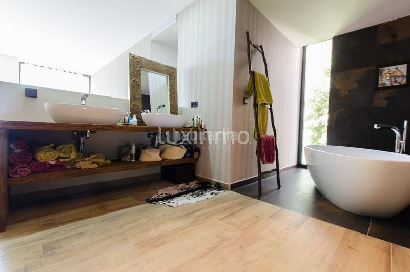 Foto a36c380f-0376-461d-ae3a-611e48e2f2a4. Chalet with heating parking pool in Altea hills Altea