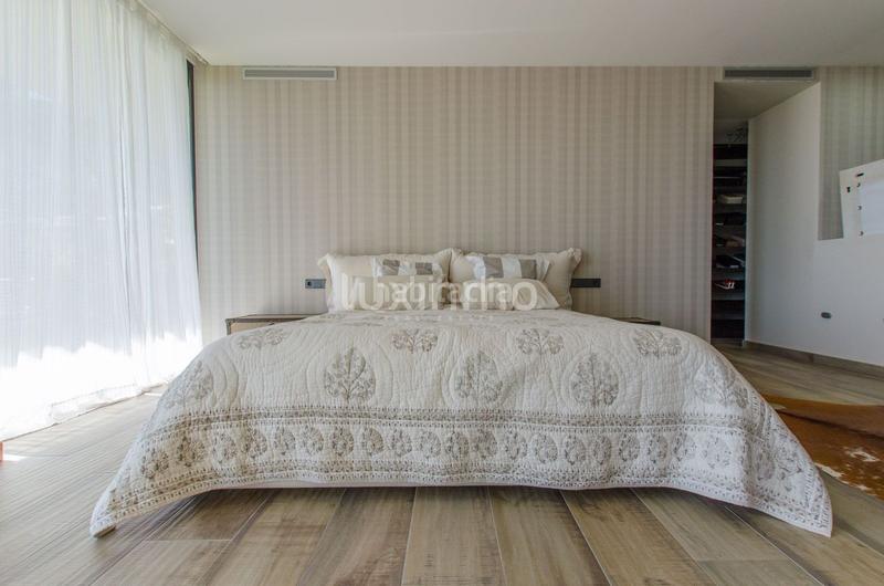 Foto f3385dc7-9a00-458c-8ffd-97640eeb3a44. Chalet with heating parking pool in Altea hills Altea