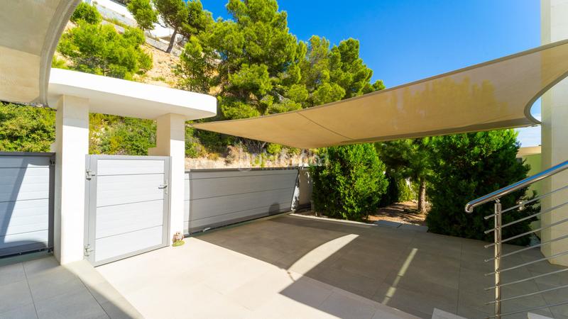 Foto 19bbcf52-659d-4a35-9e2d-d88037132c2b. Chalet with heating pool in Altea hills Altea