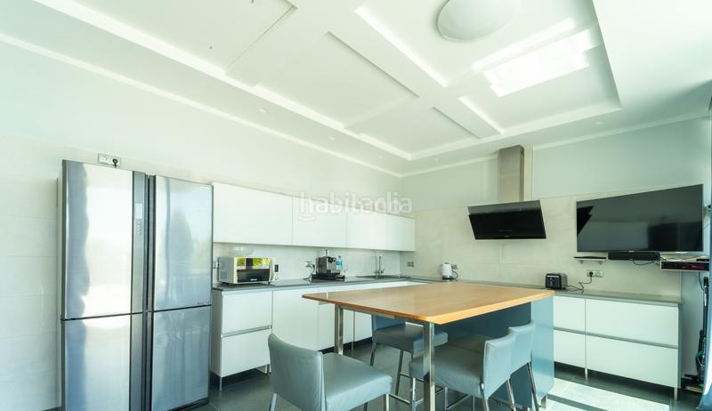 Foto ed21f23f-ce52-4f31-9baa-0bf186da3241. Chalet with heating pool in Altea hills Altea