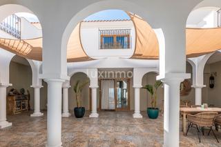 Chalet à Finestrat Pueblo. Villa de lujo en finestrat pueblo