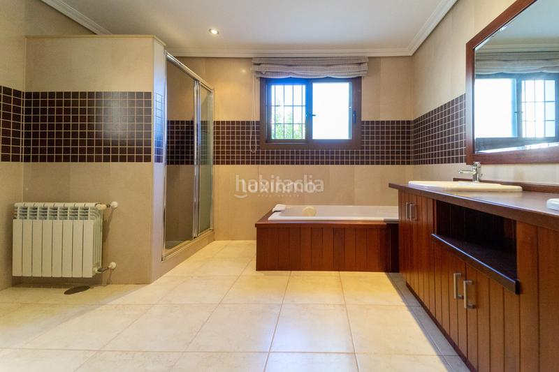 Foto b046747f-e0be-4d4b-97ce-406d45726b43. Chalet mit heizung parking pool in L´Olla Altea