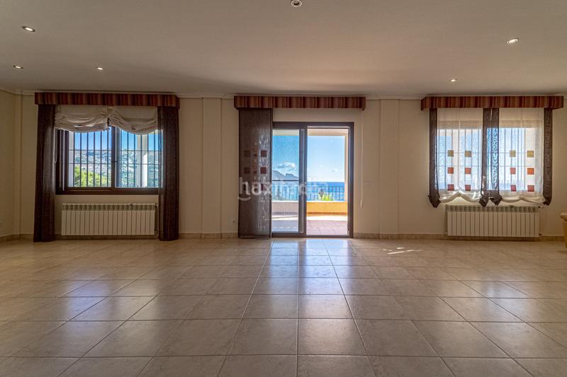 Foto cc2a17e9-fe3b-45d6-b4fd-b758b6228d6c. Chalet mit heizung parking pool in L´Olla Altea