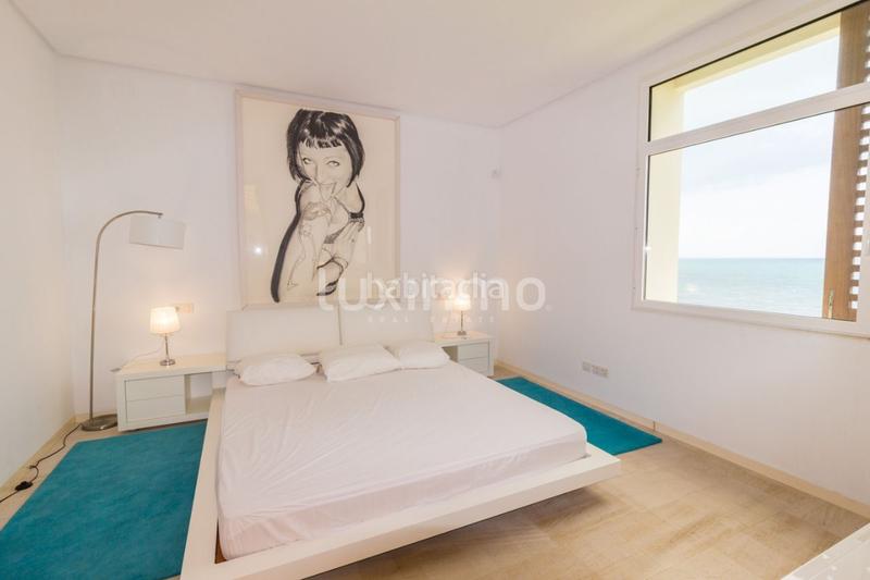 Foto a3d2055a-c9b4-4869-b6e5-942a2765aca0. Xalet amb calefacció aparcament piscina a Las Rotas / Les Rotes Dénia