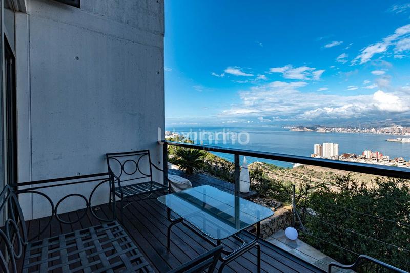 Foto 65c8634b-fddb-44d1-8546-ca5300c9e36d. Chalet mit heizung parking pool in Sierra Helada Benidorm