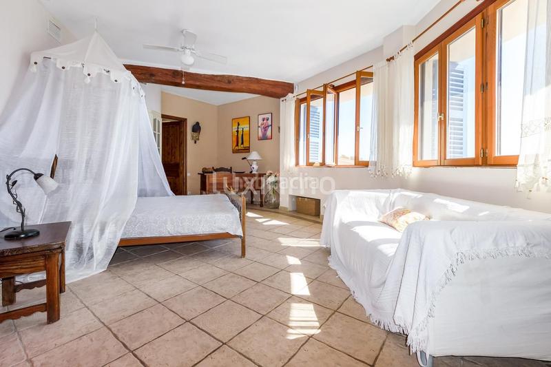 Foto 3481cc87-824d-4e75-ac7e-93d2b72a9c39. Chalet precioso chalet mediterráneo en venta en el campello playa en Campello (el)