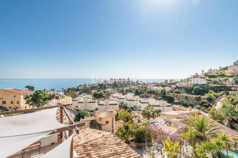Foto 426a4b5d-8941-42ce-8db4-76044dcb4889. Chalet precioso chalet mediterráneo en venta en el campello playa en Campello (el)