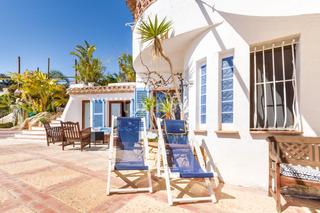 Xalet a Pueblo Español-Coveta Fumá. Precioso chalet mediterráneo en venta en el campello playa