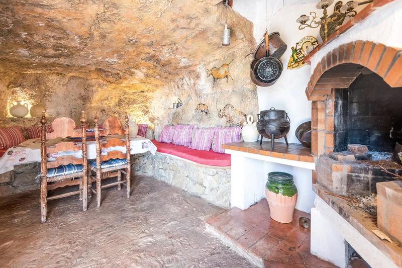 Foto 71c17028-21e1-4cc9-8d77-95bfe34b66e8. Chalet precioso chalet mediterráneo en venta en el campello playa en Campello (el)