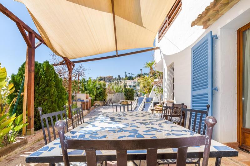 Foto dd5fb01d-35e1-4019-b3df-52d2b85c4306. Chalet precioso chalet mediterráneo en venta en el campello playa en Campello (el)
