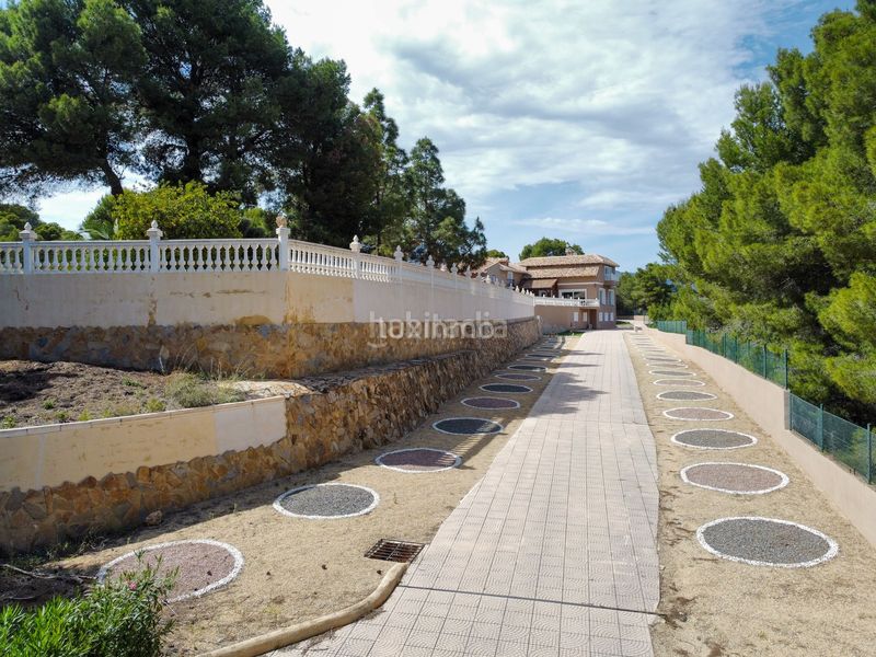 Foto 631c26ab-7f8c-4593-bcd3-a53c05116ca1. Xalet amb piscina a La Nucia Pueblo Nucia (la)