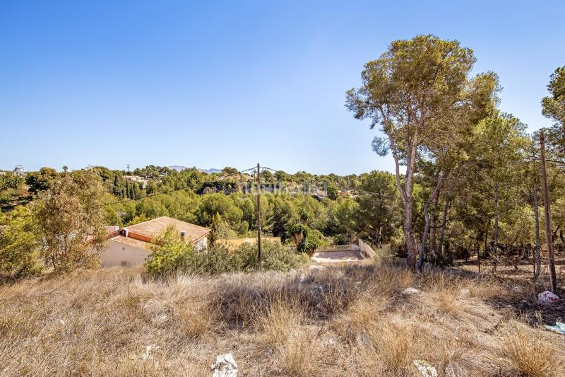 Foto d346a734-0e22-401d-b126-6e4cce399a51. Xalet amb aparcament piscina a Urbanizaciones Benidorm