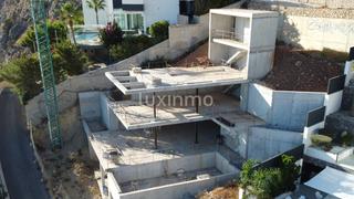 Xalet a Maryvilla. Primera villa  en la costa blanca con helipuerto privado