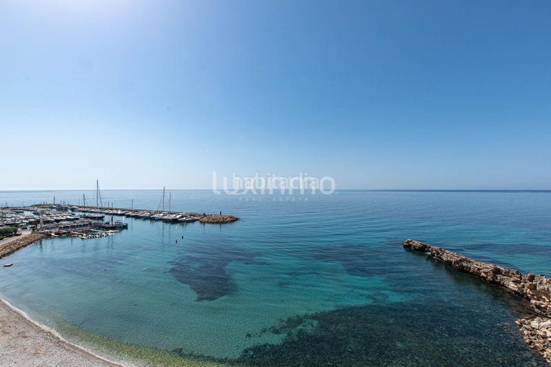 Foto d8c10e37-9f69-4286-b013-b8dfea37977c. Attico con riscaldamento parcheggio piscina in Mascarat Altea