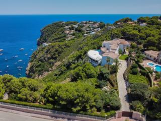 Chalet à Portichol-Balcón al Mar. Lujosa mansion en la primera linea del mar en javea