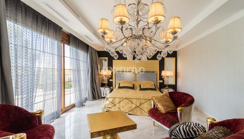 Foto 0f1e63a4-8da6-42c7-952c-cd0d95cf4ba1. Xalet amb calefacció aparcament piscina a Altea la vella Altea