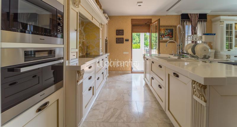 Foto 165024a2-167f-46b8-a357-e2a9bfa98db3. Xalet amb calefacció aparcament piscina a Altea la vella Altea