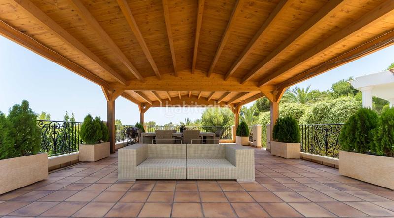 Foto 35423cc6-0503-431e-af4f-384178620c8e. Xalet amb calefacció aparcament piscina a Altea la vella Altea