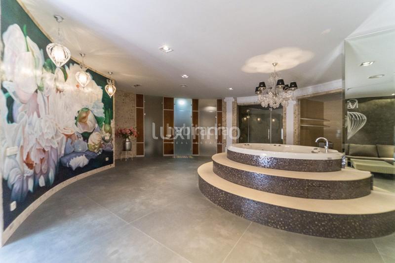 Foto 4cd91cd3-8dc1-4fb6-ad88-2291ec5dcbfb. Xalet amb calefacció aparcament piscina a Altea la vella Altea