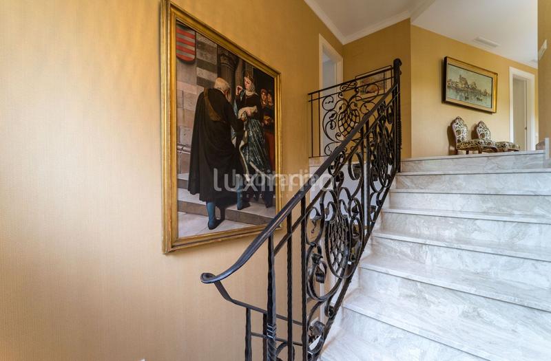 Foto b37b6b52-cbfb-43f9-af37-ad9cc1e25f27. Xalet amb calefacció aparcament piscina a Altea la vella Altea