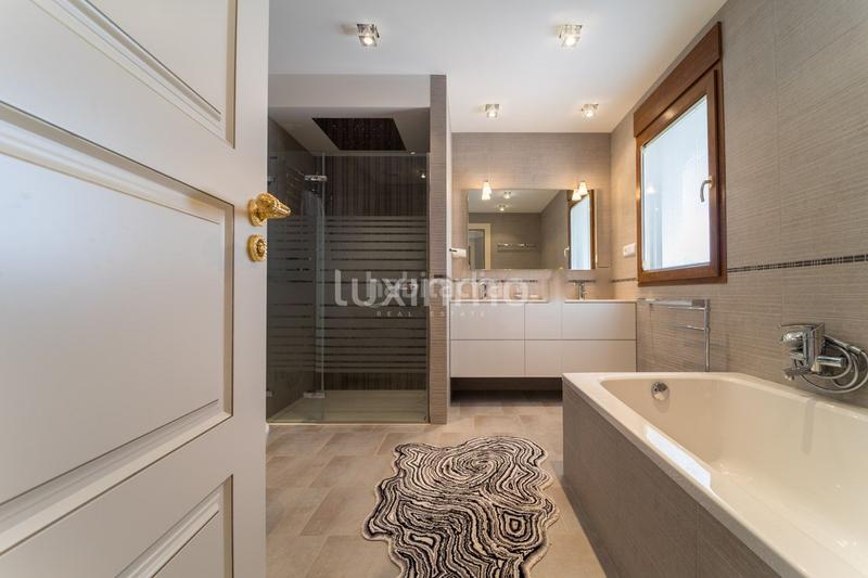 Foto b9ed69f2-b814-415b-8deb-3dd943a58166. Xalet amb calefacció aparcament piscina a Altea la vella Altea