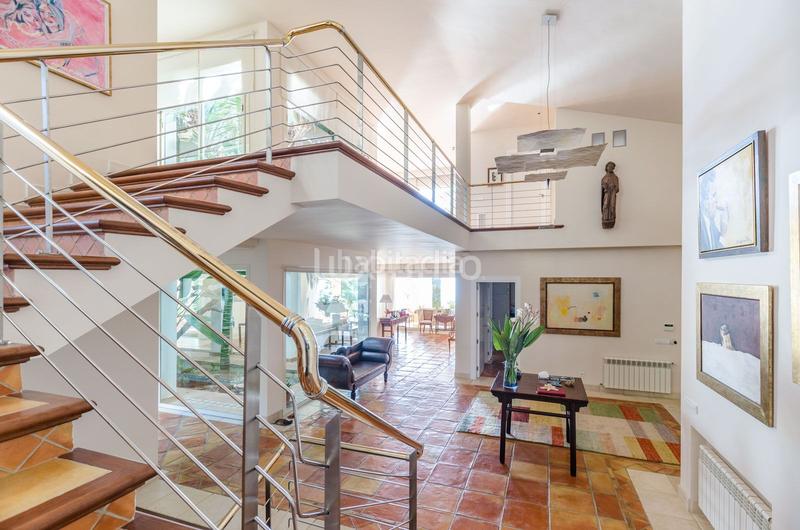 Foto 147ceda9-27e9-4a2d-bfba-39680e072787. Chalet avec chauffage parking piscine dans Altea hills Altea