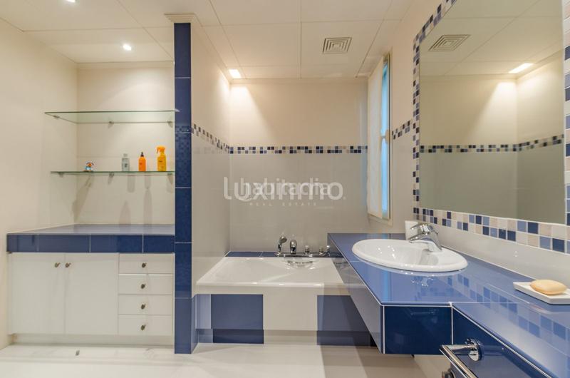 Foto 3a07cc3f-8d10-4f4a-b32c-a8a96e0cb7af. Chalet avec chauffage parking piscine dans Altea hills Altea