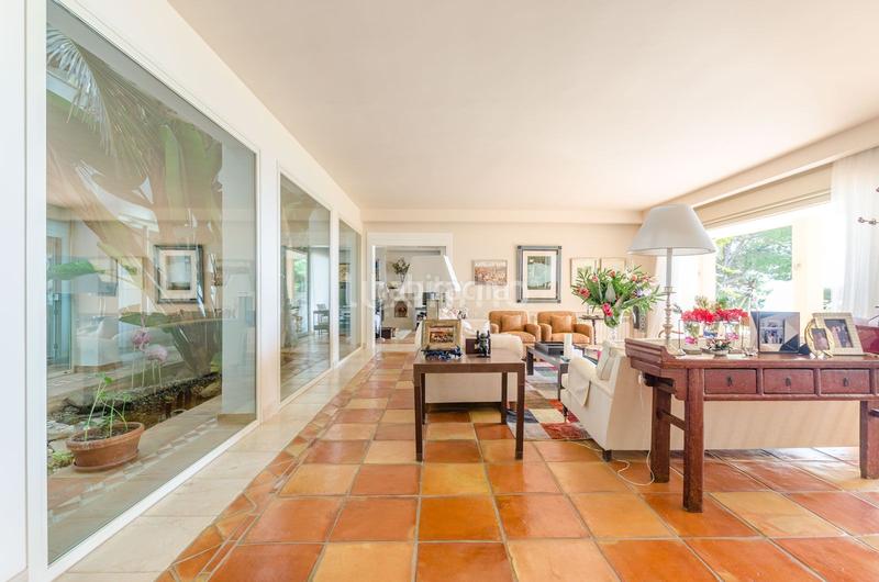 Foto 73a84694-1d7f-4f06-9cbb-75e57d176248. Chalet avec chauffage parking piscine dans Altea hills Altea